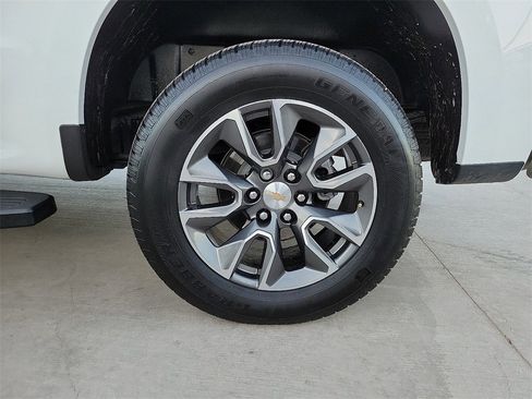 Used 2024 Chevrolet Silverado 1500 LT w/ Texas Edition Plus image 10