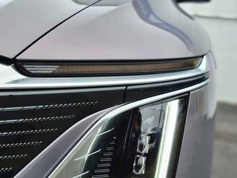 New 2025 Cadillac Lyriq Luxury w/ LPO, Floor Liner Package image 10