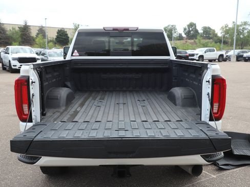 Used 2020 GMC Sierra 3500 Denali w/ Denali Ultimate Package AWD/4WD image 15