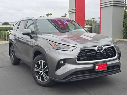 Certified 2026 Toyota Highlander XLE