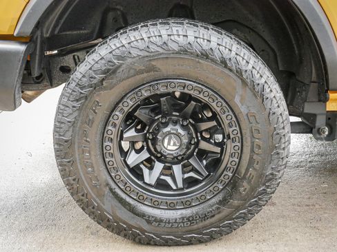 Used 2022 Ford Bronco 4-Door image 13