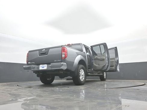 Used 2018 Nissan Frontier SV AWD/4WD image 44
