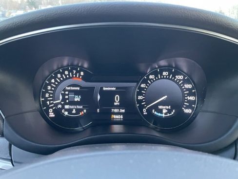 Used 2019 Lincoln MKC Reserve image 17