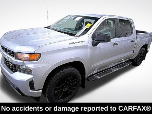 Used 2019 Chevrolet Silverado 1500 Custom w/ Custom Convenience Package AWD/4WD image 3