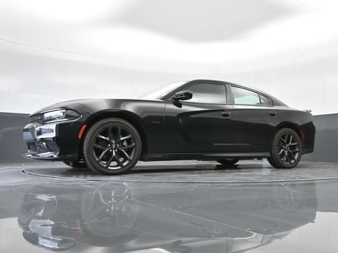 Used 2023 Dodge Charger R/T w/ Blacktop Package RWD image 37