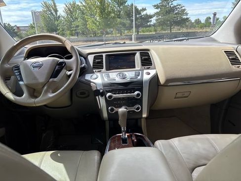 Used 2010 Nissan Murano LE w/ Navigation Pkg AWD/4WD image 16