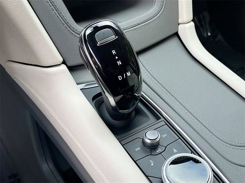 New 2026 Cadillac XT5 Premium Luxury w/ Driver Assist Package image 16