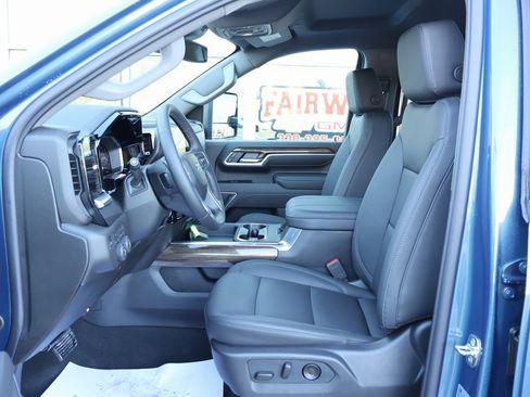 New 2026 Chevrolet Silverado 3500 LT w/ Trail Boss Package image 16