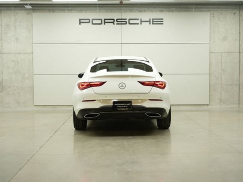Used 2022 Mercedes-Benz CLA 250 image 4