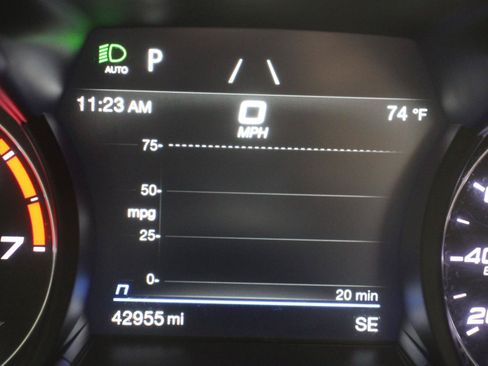Used 2021 Alfa Romeo Stelvio Sprint w/ Sun & Sound Package AWD/4WD image 12