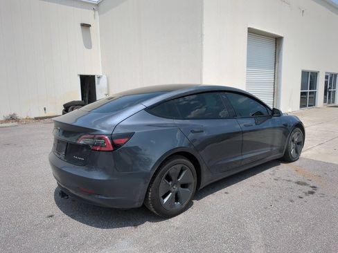 Used 2022 Tesla Model 3 Long Range AWD/4WD image 7