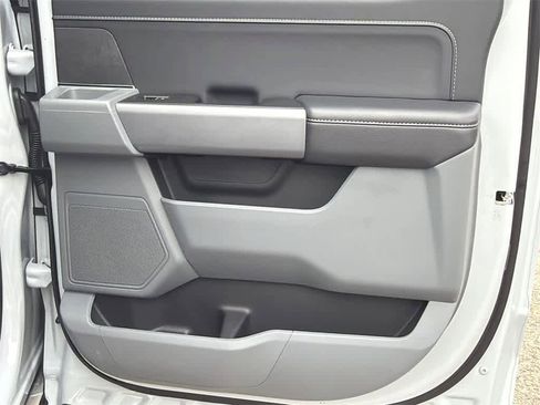 New 2025 Ford F150 XLT w/ Equipment Group 301A Standard image 15