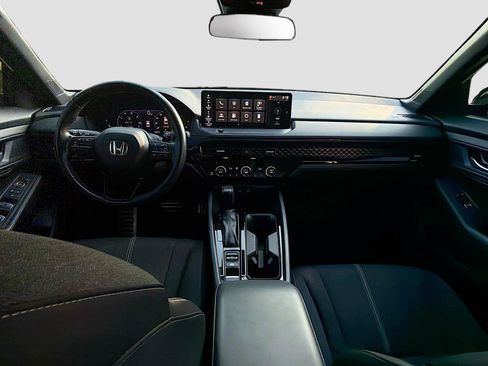 Used 2023 Honda Accord Sport image 15