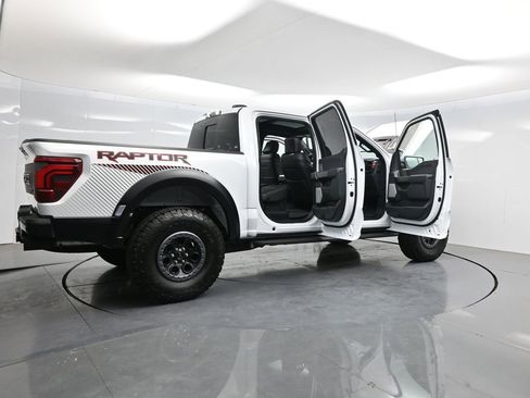 Used 2025 Ford F150 Raptor AWD/4WD image 5