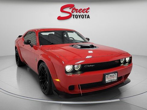 Used 2021 Dodge Challenger R/T Scat Pack image 5