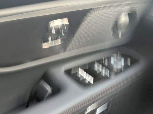 New 2026 Lincoln Nautilus Premier w/ Equipment Group 102A image 21