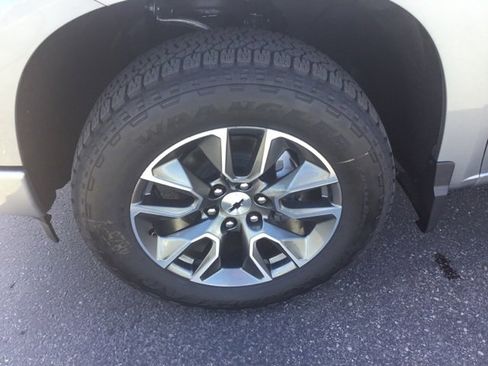 Used 2025 Chevrolet Silverado 1500 RST image 11