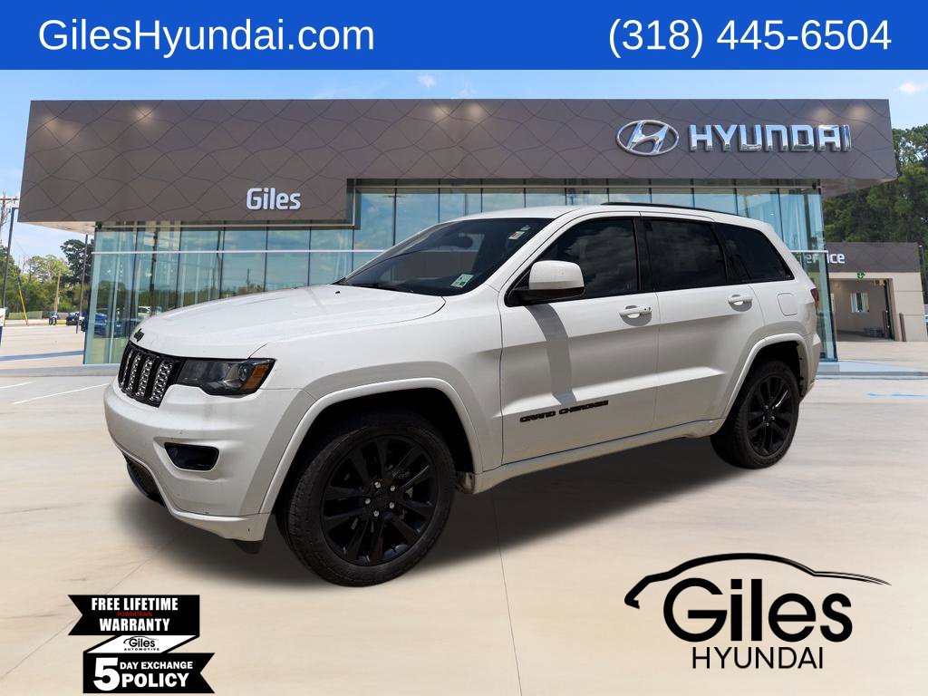Used 2020 Jeep Grand Cherokee Altitude RWD image 1