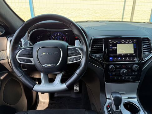 Used 2019 Jeep Grand Cherokee SRT w/ Trailer Tow Group IV image 9