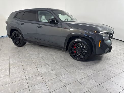 Used 2026 BMW XM Label Red w/ M Driver's Package image 19