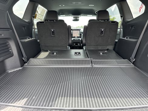 New 2026 GMC Acadia Elevation w/ Elevation Premium Package image 33