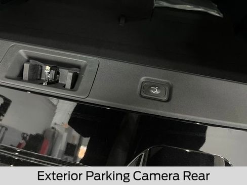 New 2025 Ford Expedition Max Active image 8