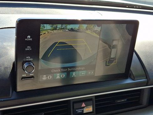 Certified 2023 Honda Pilot Elite image 19