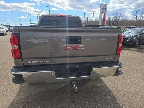 Used 2017 GMC Sierra 1500 SLE w/ SLE Value Package image 6