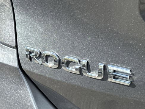 Used 2020 Nissan Rogue SL w/ Premium Package image 10