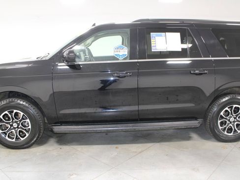 Used 2024 Ford Expedition Max XLT image 6