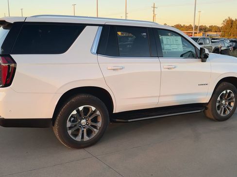 New 2026 Chevrolet Tahoe LS image 9