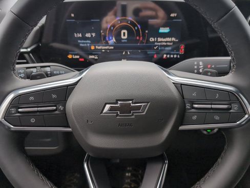 New 2026 Chevrolet Suburban Z71 w/ Comfort Package image 25