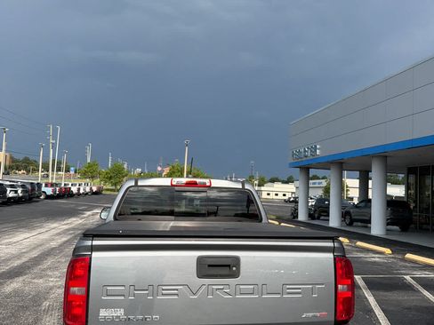 Used 2021 Chevrolet Colorado ZR2 AWD/4WD image 4