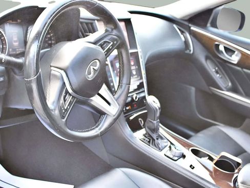 Used 2019 INFINITI Q50 Luxe image 9