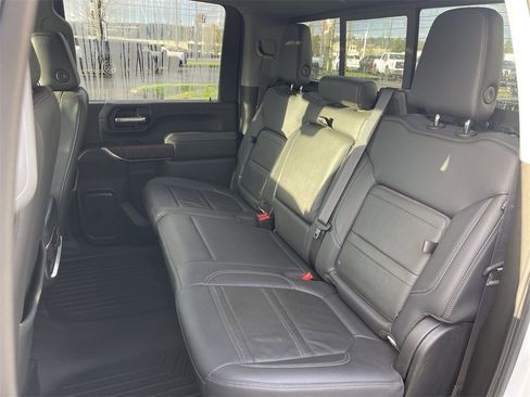 Used 2021 GMC Sierra 3500 Denali w/ Denali Ultimate Package image 26
