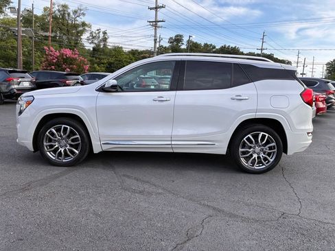 Used 2023 GMC Terrain Denali AWD/4WD image 4