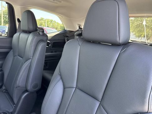 New 2026 Subaru Ascent Touring AWD/4WD image 13