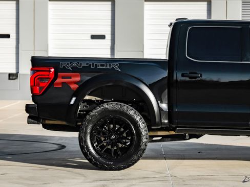 Used 2025 Ford F150 Raptor w/ Equipment Group 803A Raptor R AWD/4WD image 17