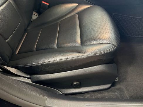 Used 2015 Mercedes-Benz C 300 4MATIC Sedan image 86