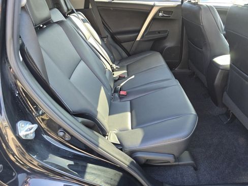 Used 2015 Toyota RAV4 Limited w/ Technology Package image 28