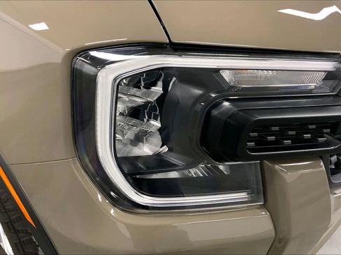 New 2025 Ford Ranger XL w/ Trailer Tow Package image 13