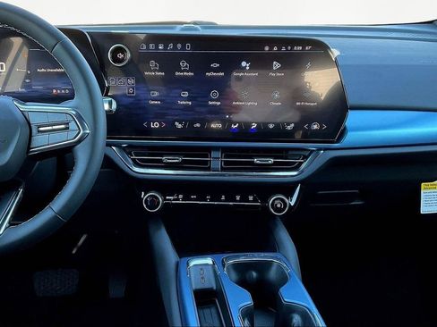 New 2026 Chevrolet Equinox EV LT image 7