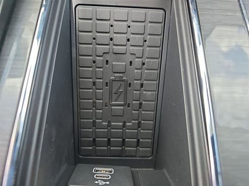 New 2025 Lincoln Aviator 2WD w/ Equipment Group 101A image 20