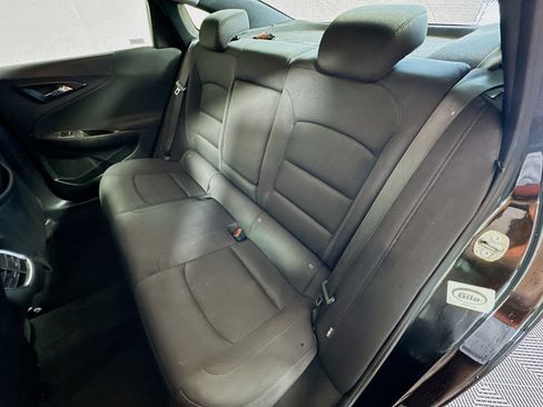 Used 2023 Chevrolet Malibu LT FWD image 23