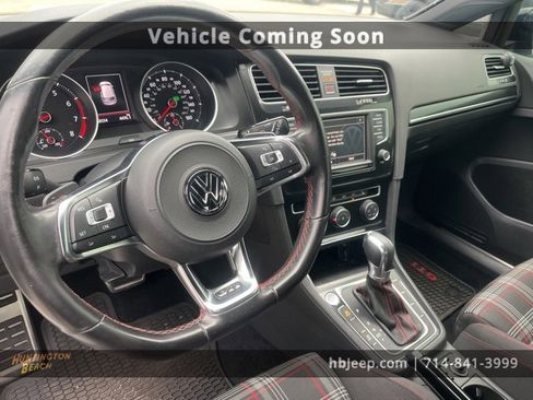Used 2017 Volkswagen GTI Sport image 8