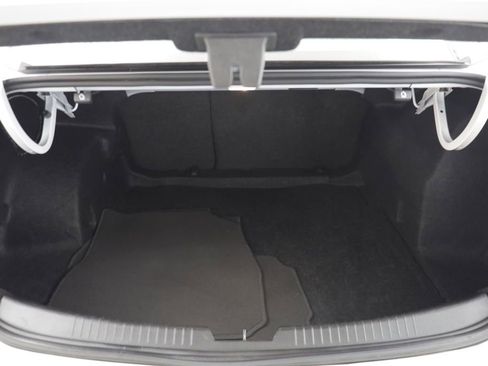 Used 2024 Chevrolet Malibu LT FWD image 17
