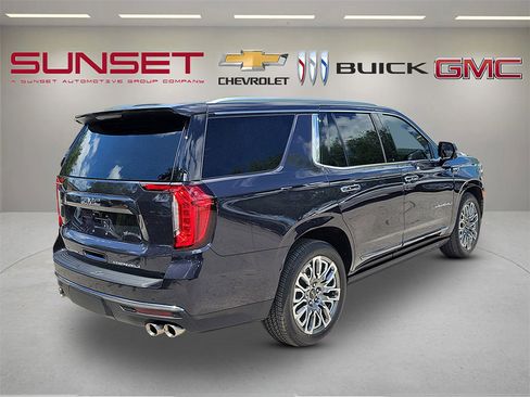 Certified 2023 GMC Yukon Denali Ultimate AWD/4WD image 4