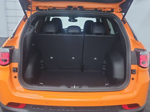 New 2026 Jeep Compass Limited AWD/4WD image 19