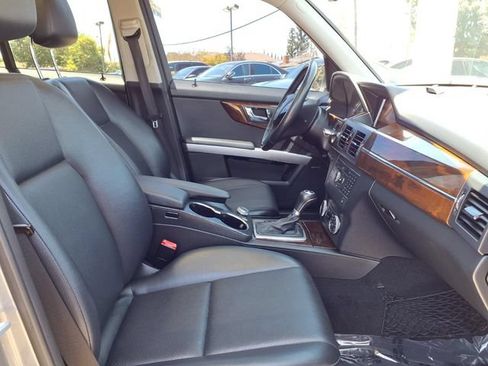Used 2010 Mercedes-Benz GLK 350 4MATIC image 26