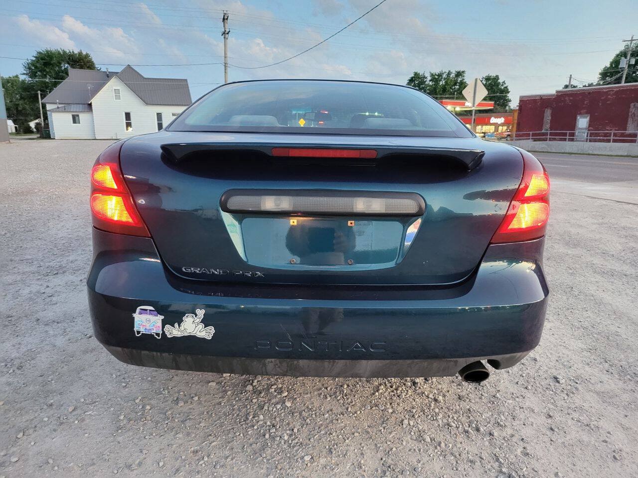 Used 2005 Pontiac Grand Prix w/ Drivers Plus Package FWD image 6